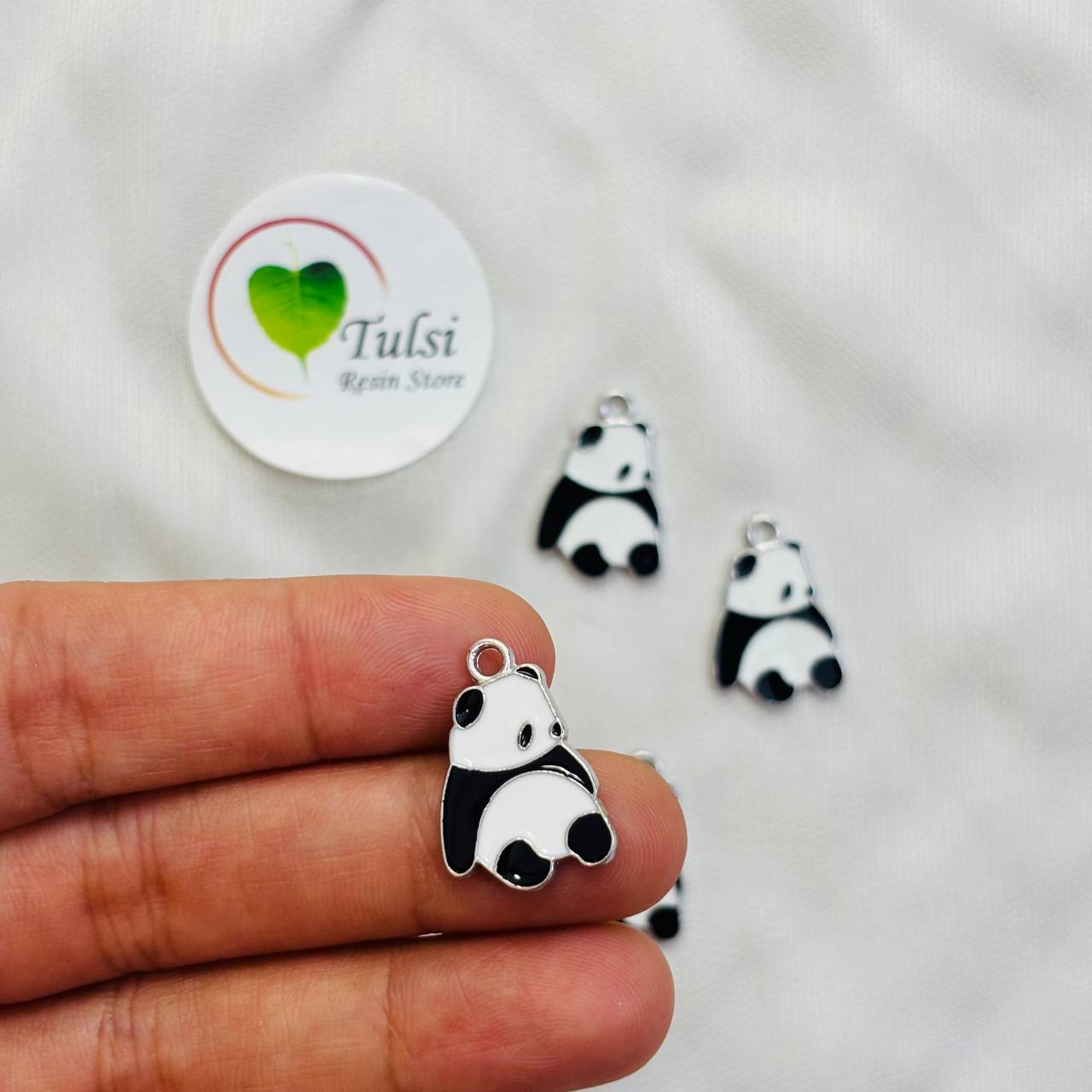 Panda Charm (F)