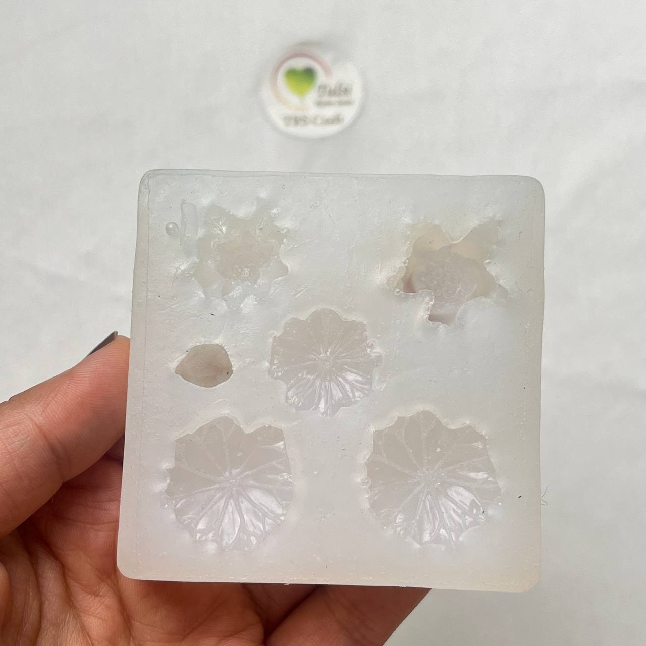 Lotus Pond Miniature Mould (A) - 6 Cavity (HM)