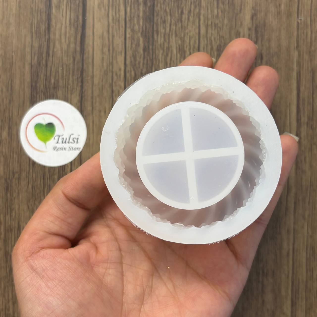 Twisted Round Candle Holder Mould