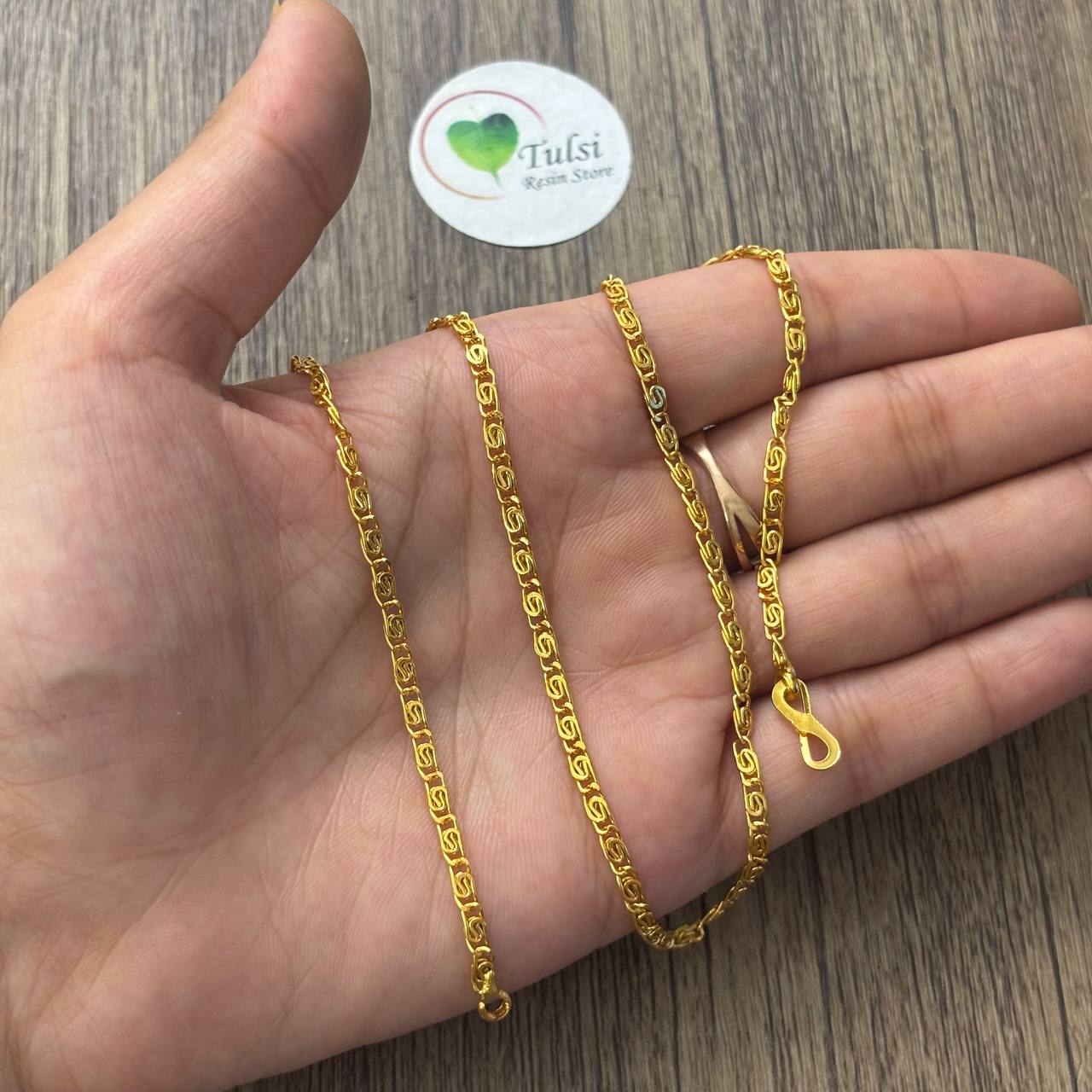 Hook Pendant Chain - Design C