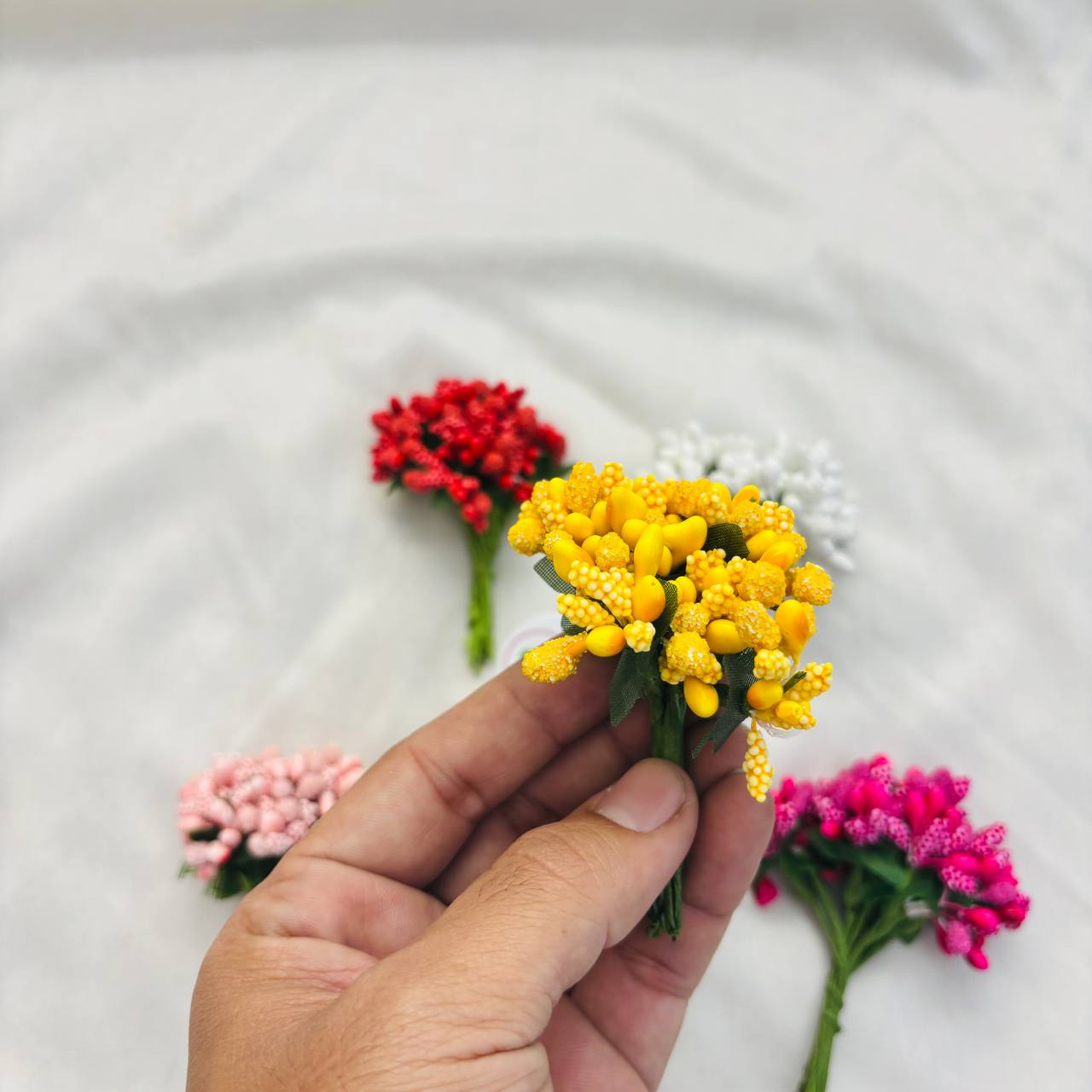 Pollen Artificial Flowers