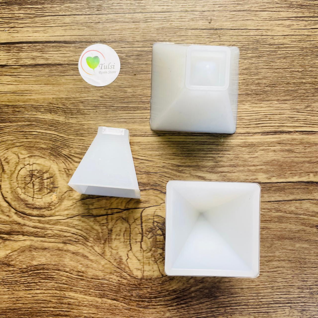 3 Pcs Pyramid Mould set