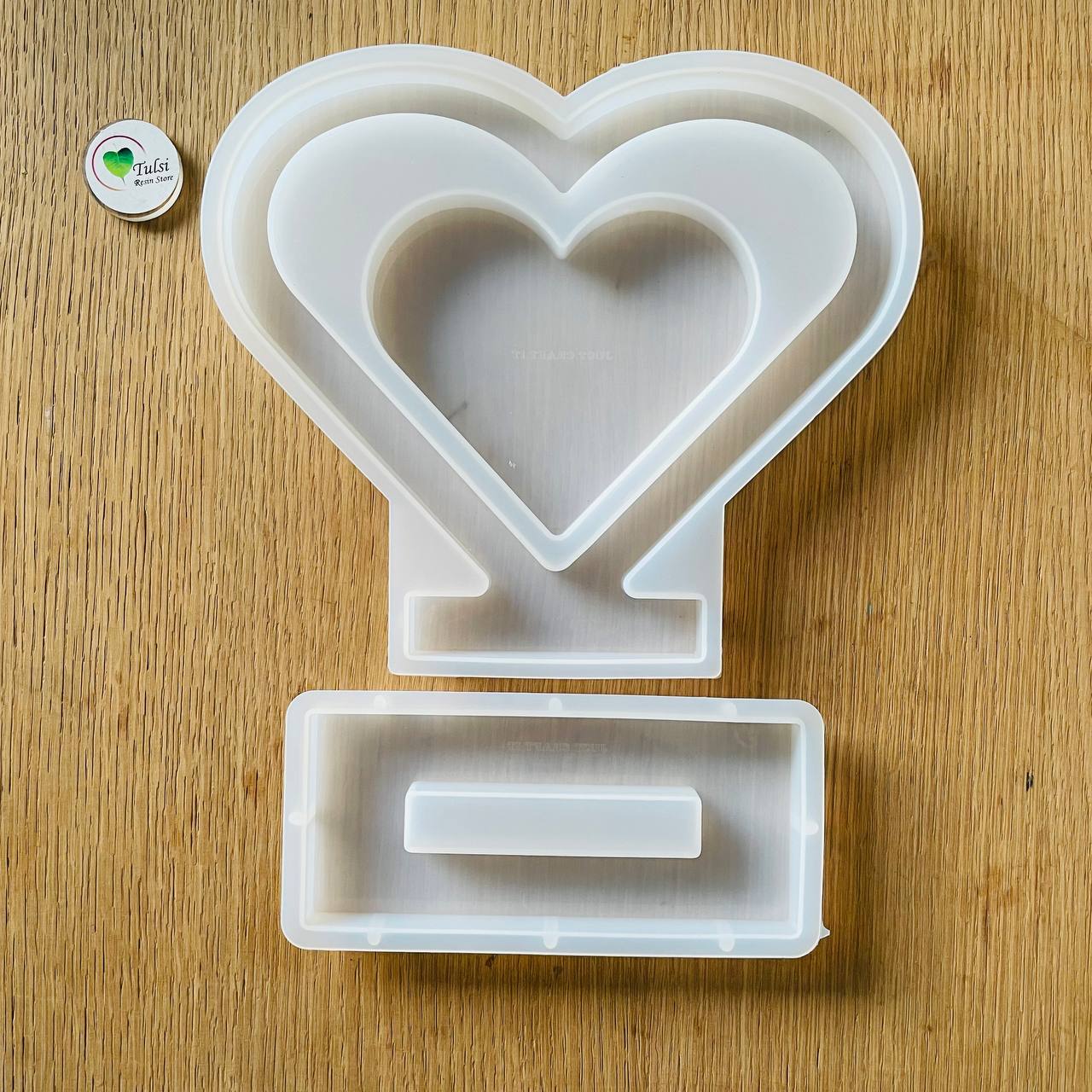 Twin Heart Frame With Stand Mould (B)