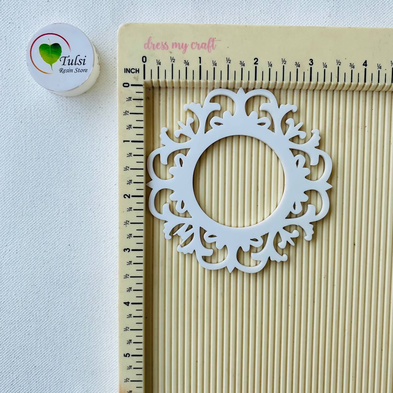 Designer Round Frame (C)