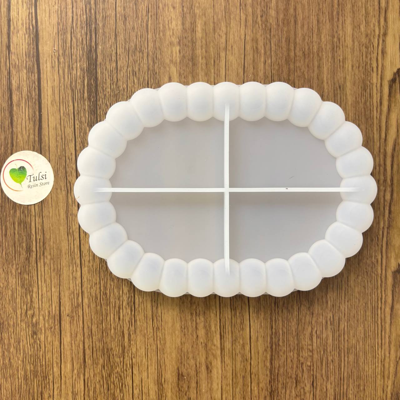 Bubble Edge Oval Trinket Mould