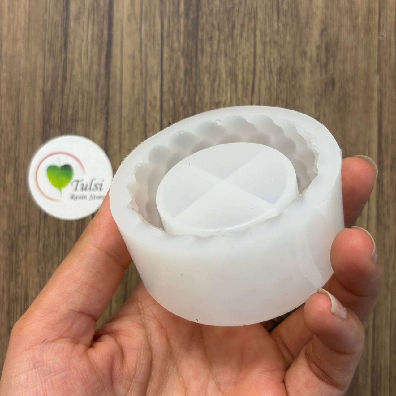 Twisted Round Candle Holder Mould