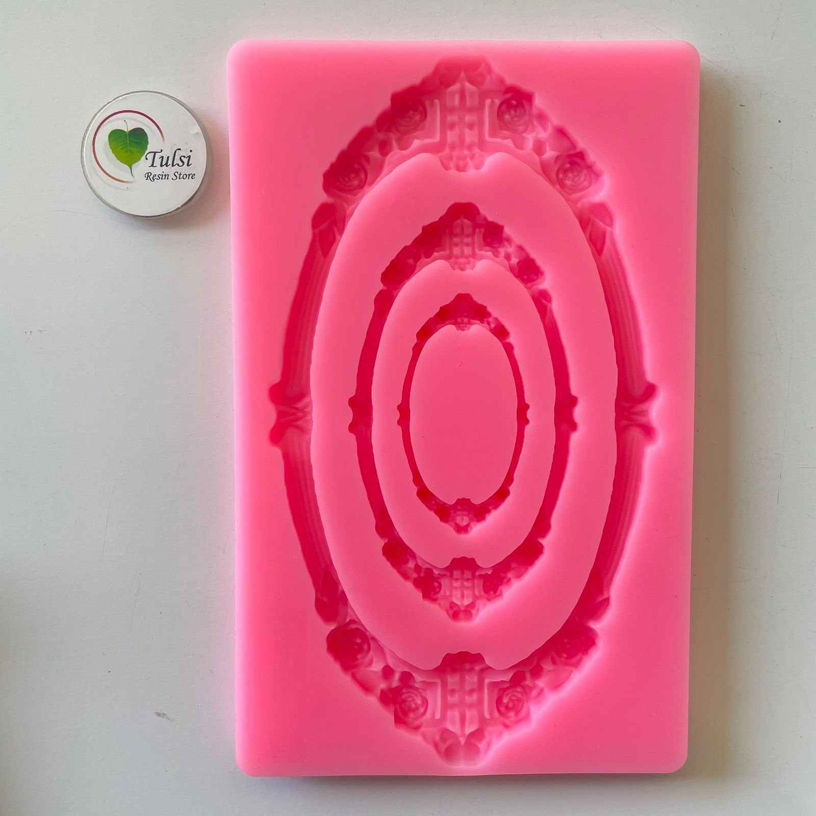 Pink Oval Frame Mould (C)