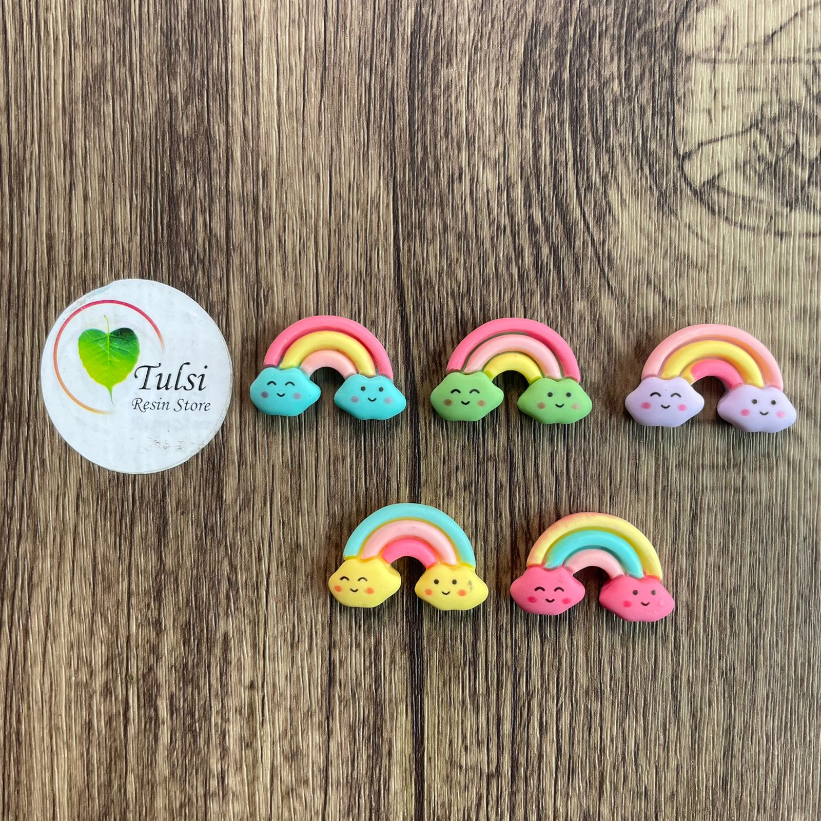 Plastic Charm (F) - Rainbow