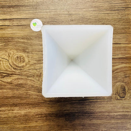 5" Pyramid Mould (B)