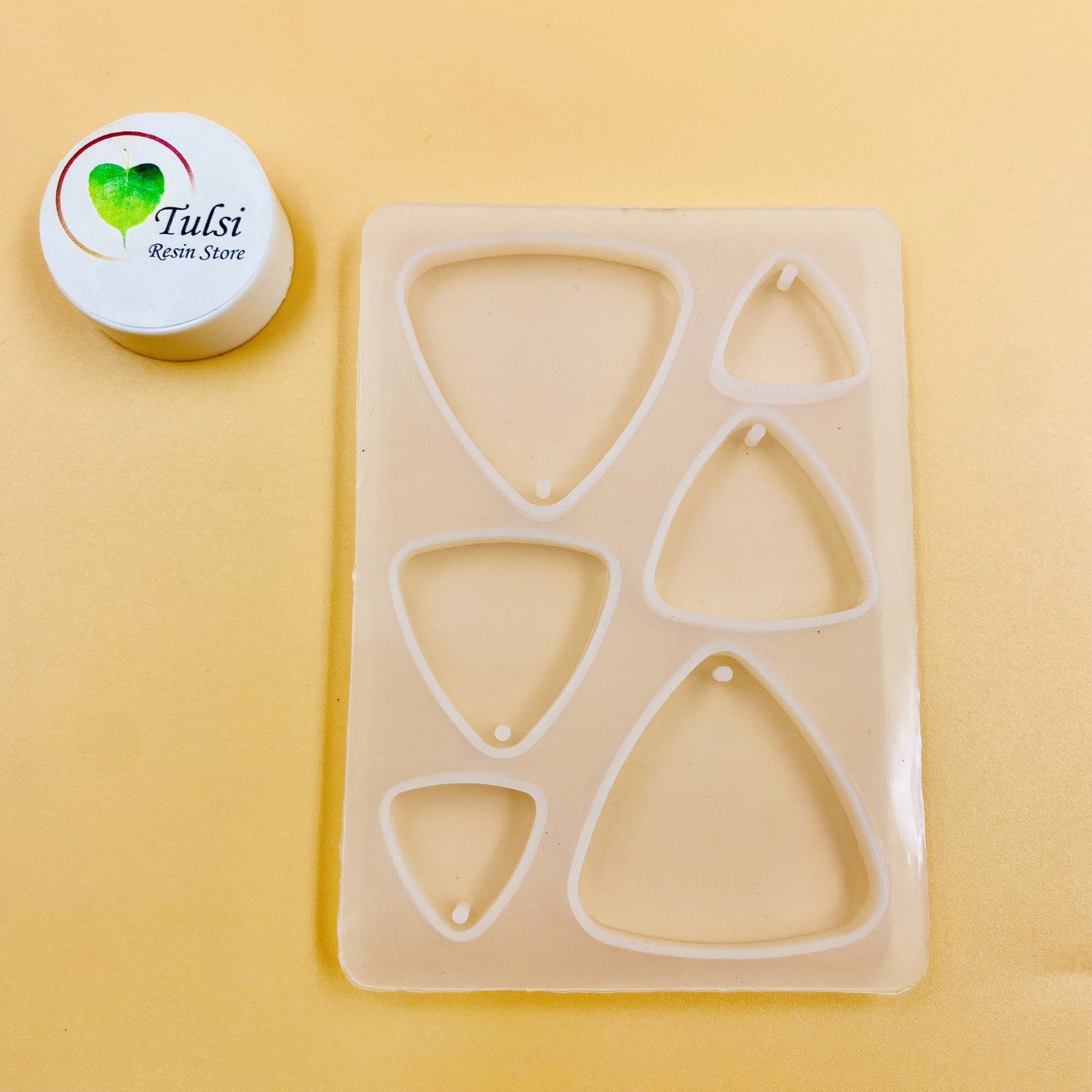 6 Cavity Triangle Mould