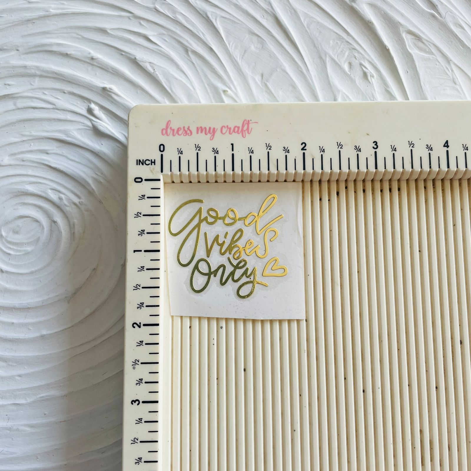 Metal sticker - Good vibes 2 | Tulsi Resin