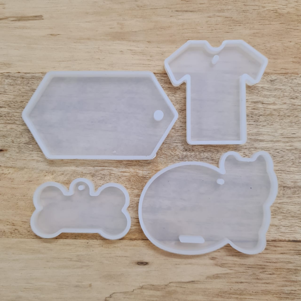 Set Of 4 Tag Mould